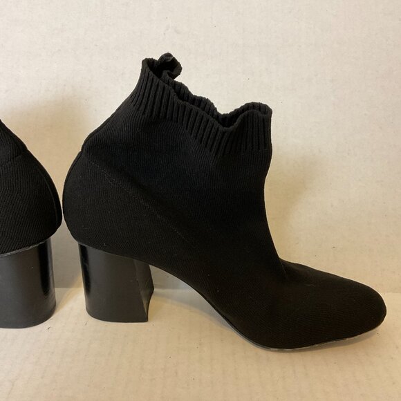 Lafayette 148 Booties 39 Black Knit Stretch Heels - Picture 2 of 10